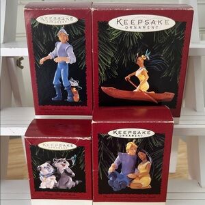 Keepsake Ornament Set with Disney Characters